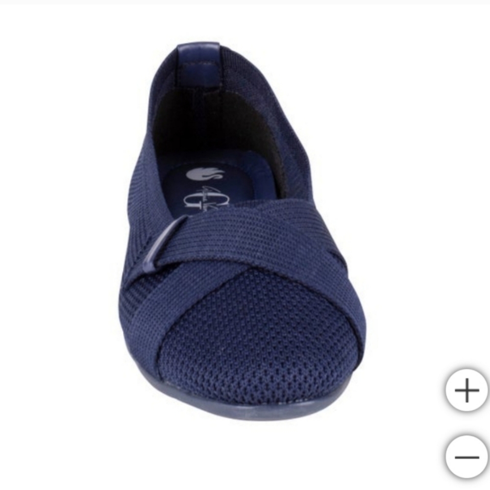 Gloria Vanderbilt DEBBIE Ladies' Flat Navy Blue NEW IN BOX - Picture 3 of 7